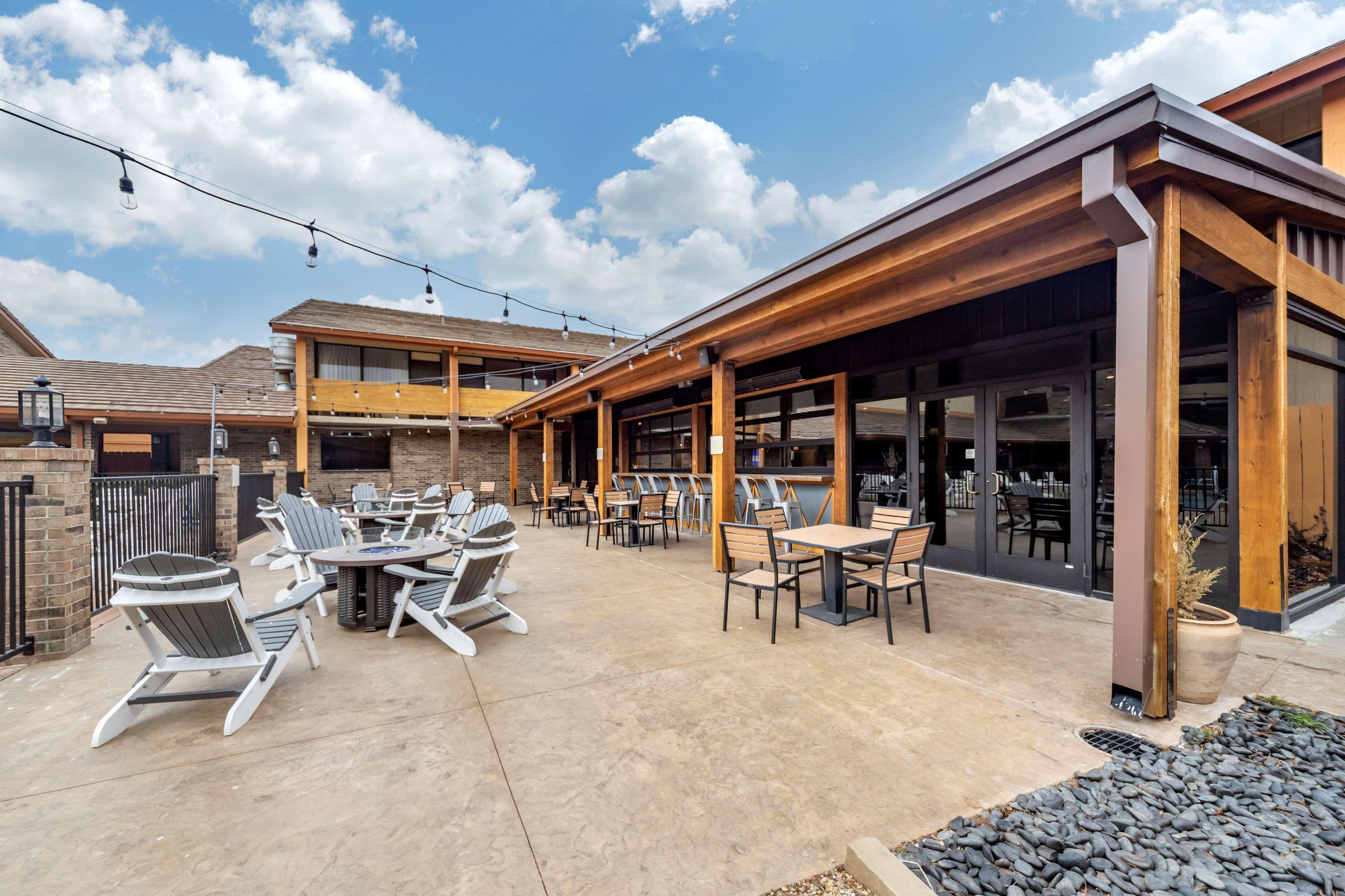 Best Western Plus Saddleback Inn And Conference Center Oklahoma City Exterior photo
